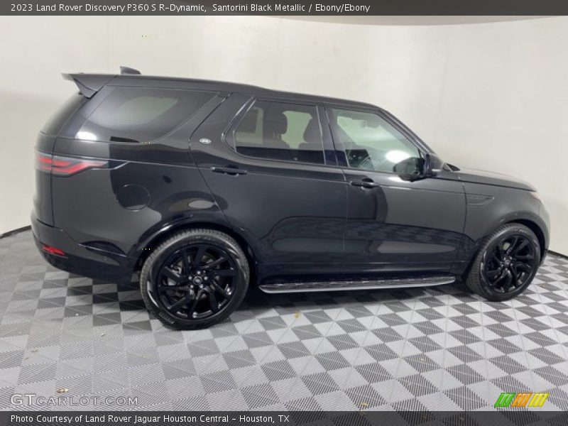 Santorini Black Metallic / Ebony/Ebony 2023 Land Rover Discovery P360 S R-Dynamic