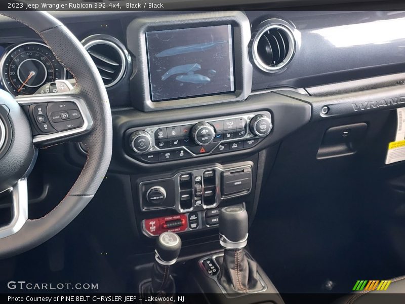 Controls of 2023 Wrangler Rubicon 392 4x4