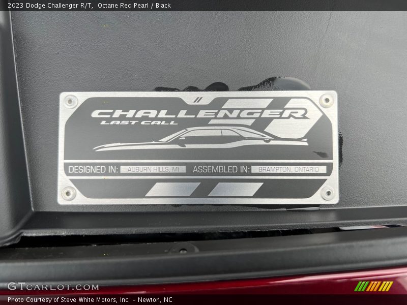  2023 Challenger R/T Logo