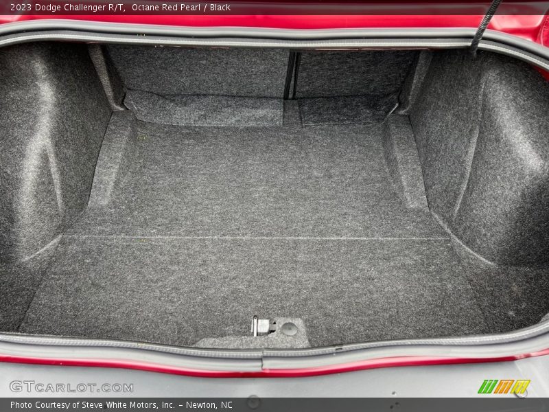  2023 Challenger R/T Trunk