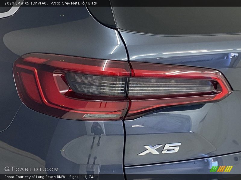 Arctic Grey Metallic / Black 2020 BMW X5 sDrive40i