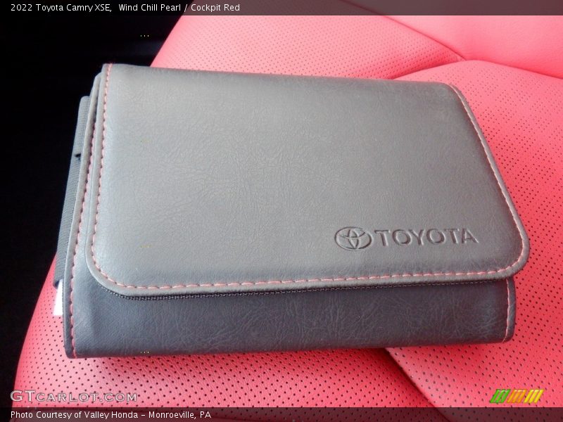 Wind Chill Pearl / Cockpit Red 2022 Toyota Camry XSE
