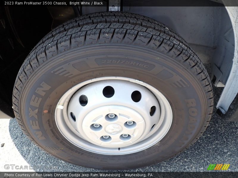 Bright White / Black 2023 Ram ProMaster 3500 Chassis
