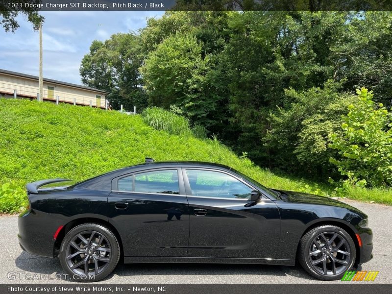  2023 Charger SXT Blacktop Pitch Black
