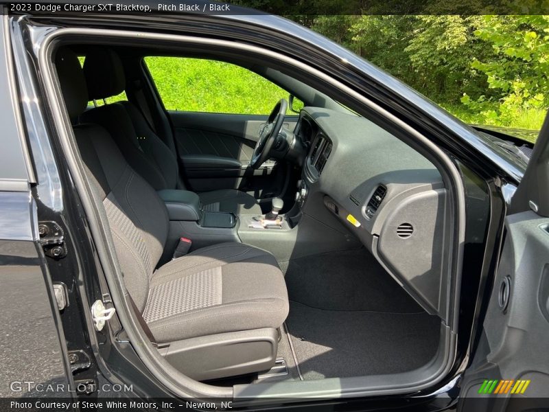 Pitch Black / Black 2023 Dodge Charger SXT Blacktop