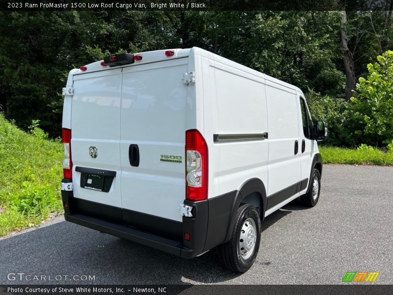 Bright White / Black 2023 Ram ProMaster 1500 Low Roof Cargo Van