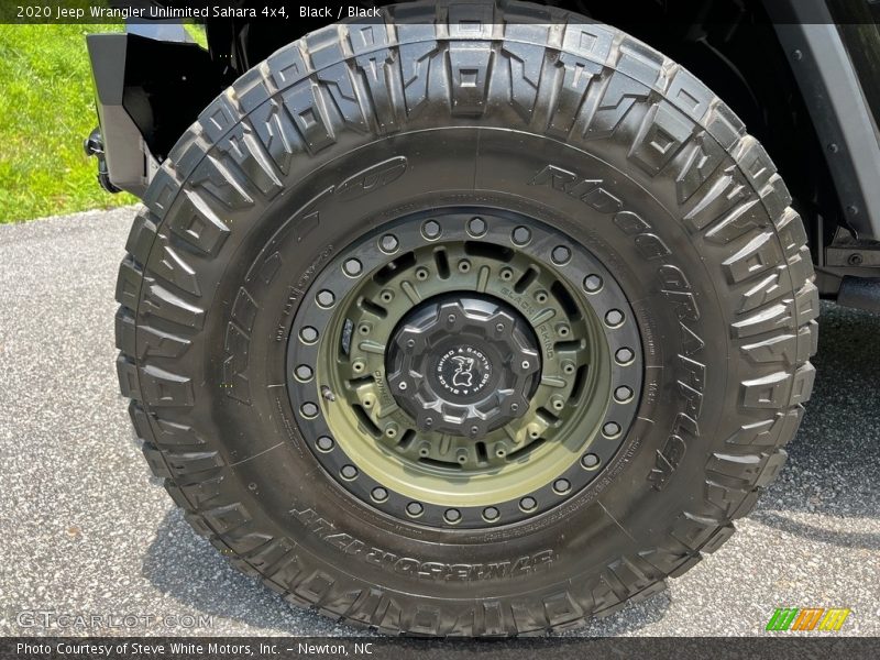Black / Black 2020 Jeep Wrangler Unlimited Sahara 4x4