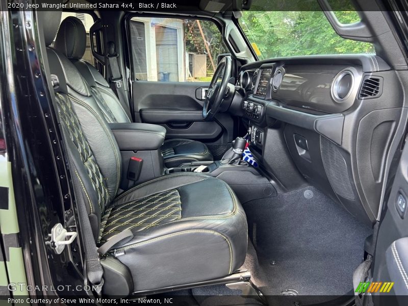 Black / Black 2020 Jeep Wrangler Unlimited Sahara 4x4