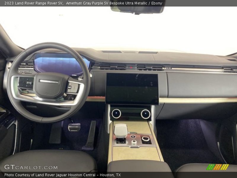 Dashboard of 2023 Range Rover SV