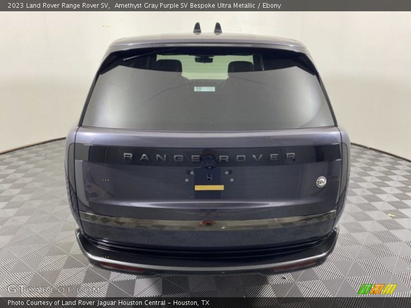 Amethyst Gray Purple SV Bespoke Ultra Metallic / Ebony 2023 Land Rover Range Rover SV