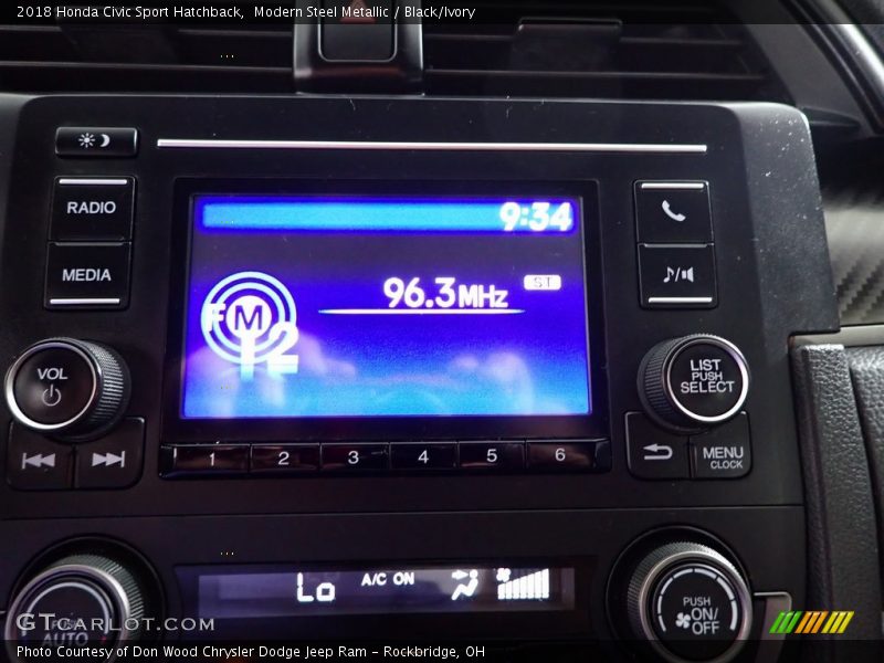 Modern Steel Metallic / Black/Ivory 2018 Honda Civic Sport Hatchback