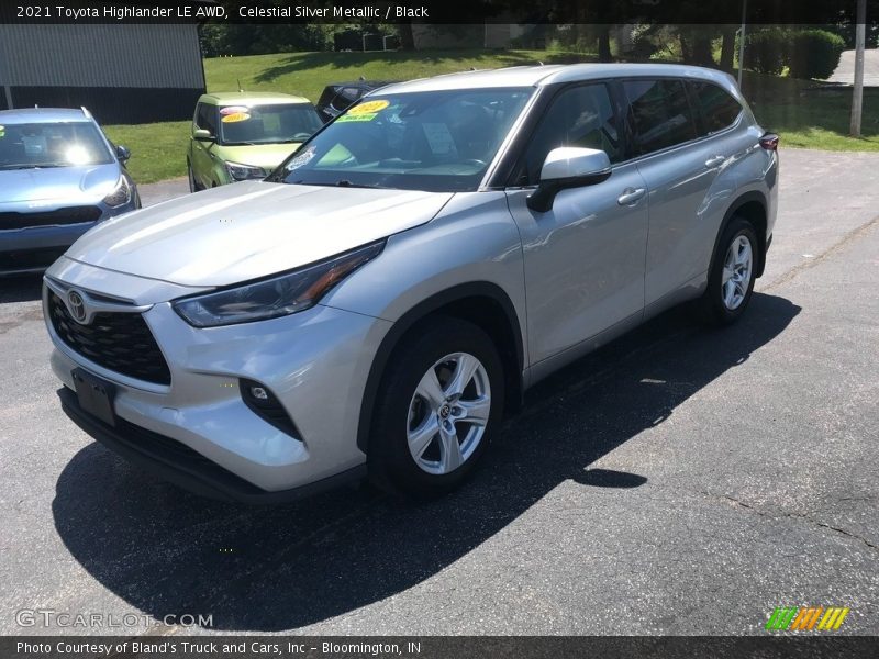 Celestial Silver Metallic / Black 2021 Toyota Highlander LE AWD