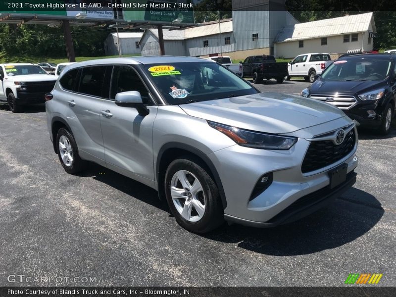Front 3/4 View of 2021 Highlander LE AWD