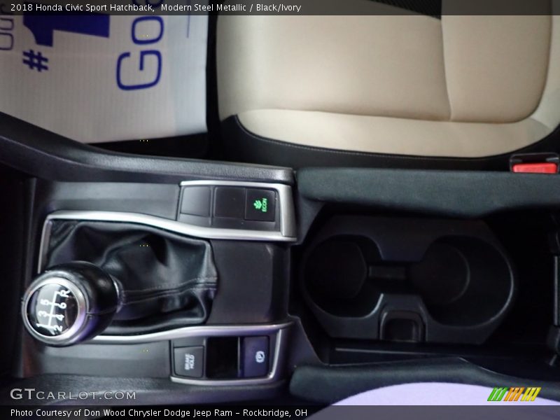 Modern Steel Metallic / Black/Ivory 2018 Honda Civic Sport Hatchback