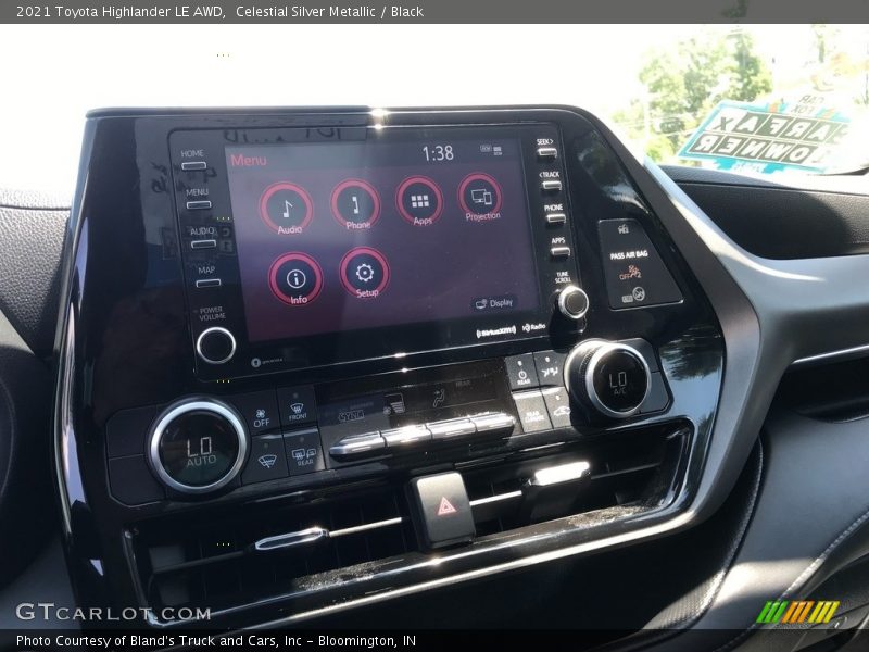 Controls of 2021 Highlander LE AWD