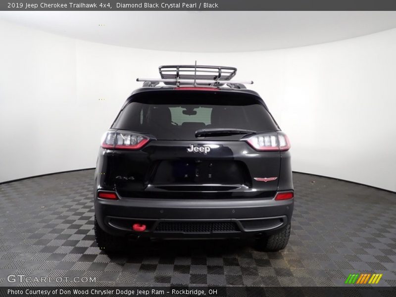 Diamond Black Crystal Pearl / Black 2019 Jeep Cherokee Trailhawk 4x4