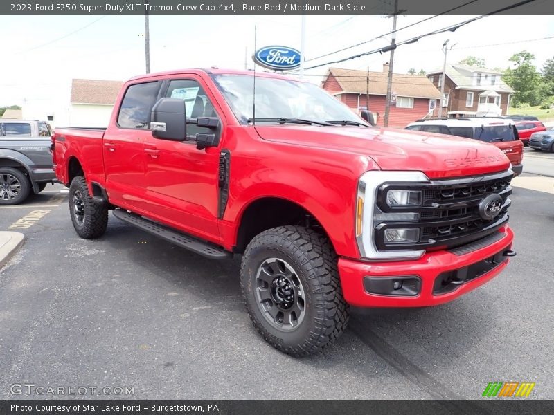 Front 3/4 View of 2023 F250 Super Duty XLT Tremor Crew Cab 4x4