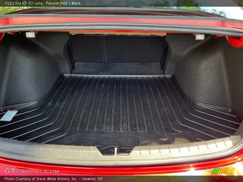  2021 K5 GT-Line Trunk