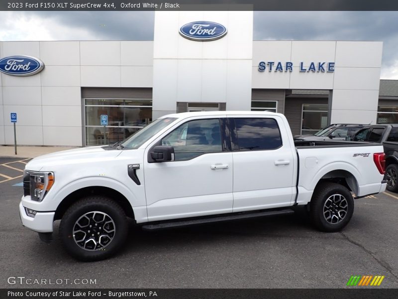 Oxford White / Black 2023 Ford F150 XLT SuperCrew 4x4