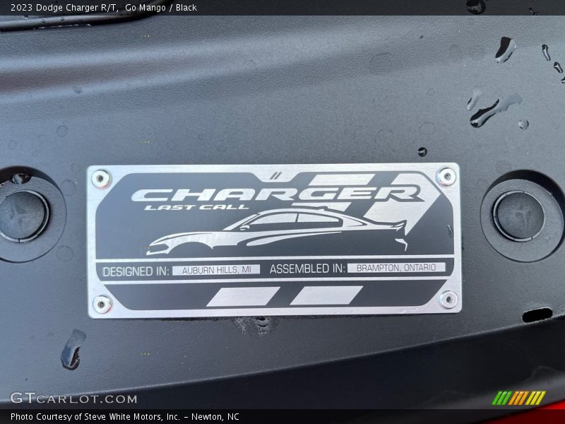 Go Mango / Black 2023 Dodge Charger R/T