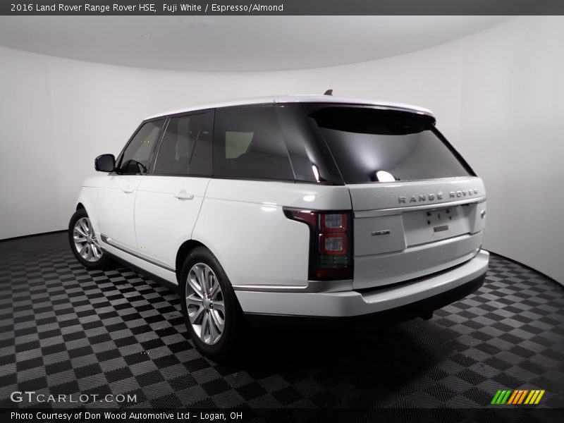 Fuji White / Espresso/Almond 2016 Land Rover Range Rover HSE
