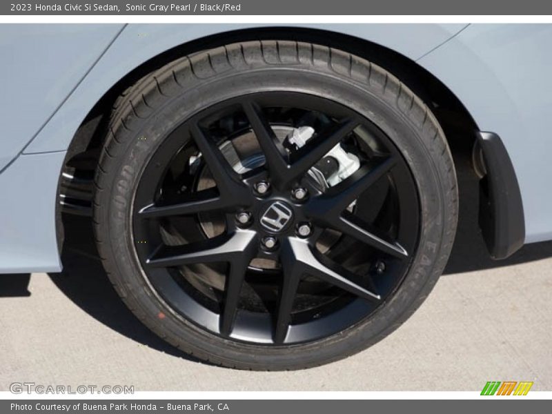 Sonic Gray Pearl / Black/Red 2023 Honda Civic Si Sedan