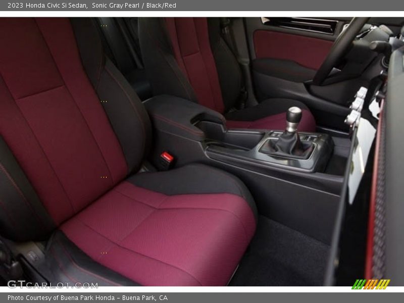 Sonic Gray Pearl / Black/Red 2023 Honda Civic Si Sedan