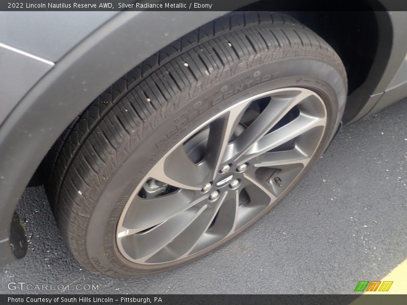 Silver Radiance Metallic / Ebony 2022 Lincoln Nautilus Reserve AWD