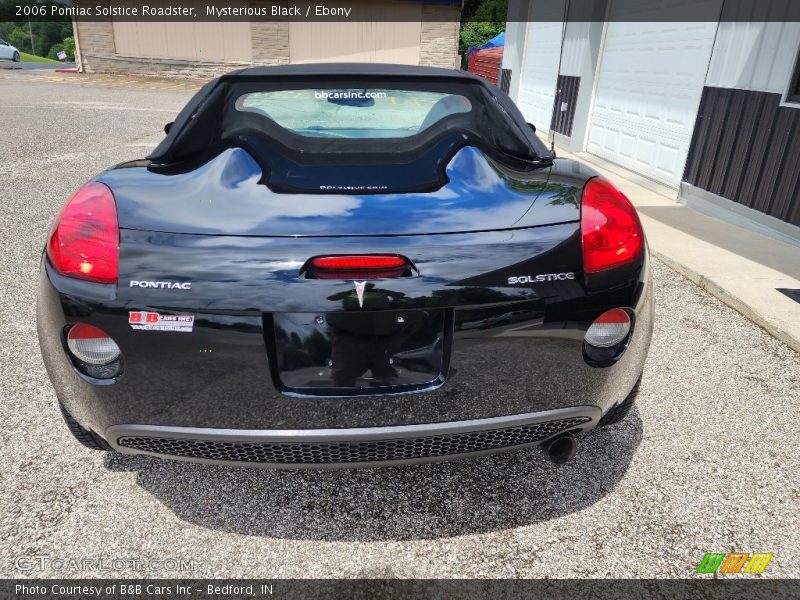 Mysterious Black / Ebony 2006 Pontiac Solstice Roadster