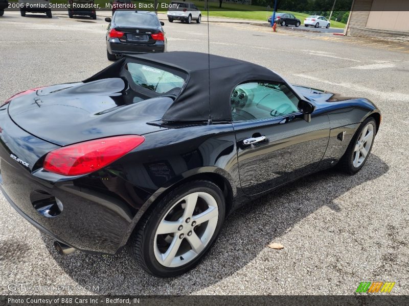 Mysterious Black / Ebony 2006 Pontiac Solstice Roadster