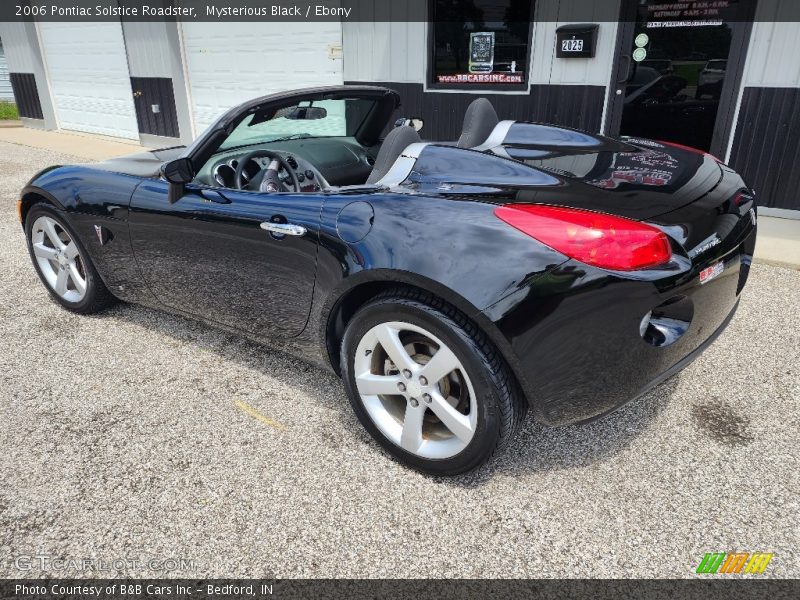 Mysterious Black / Ebony 2006 Pontiac Solstice Roadster