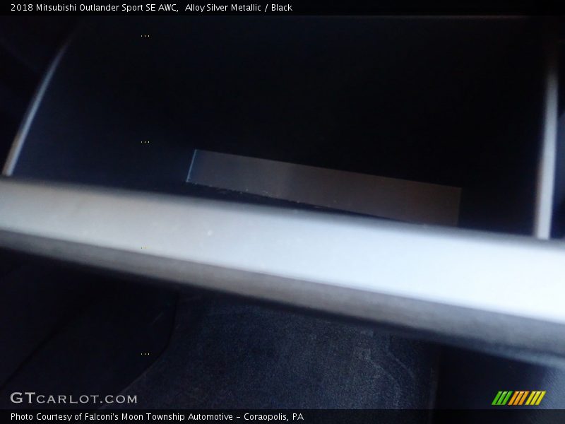 Alloy Silver Metallic / Black 2018 Mitsubishi Outlander Sport SE AWC