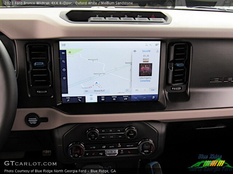 Oxford White / Medium Sandstone 2023 Ford Bronco Wildtrak 4X4 4-Door