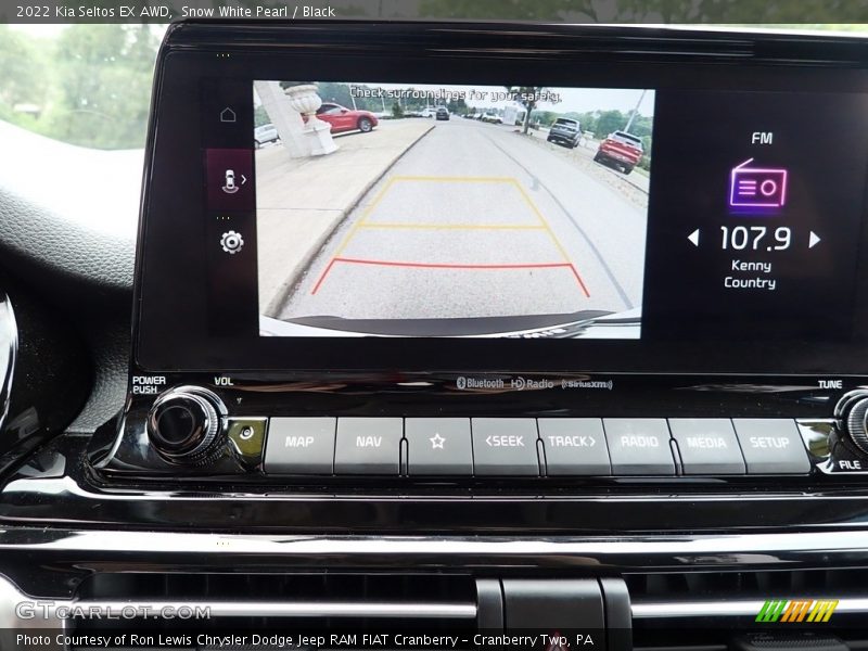 Snow White Pearl / Black 2022 Kia Seltos EX AWD