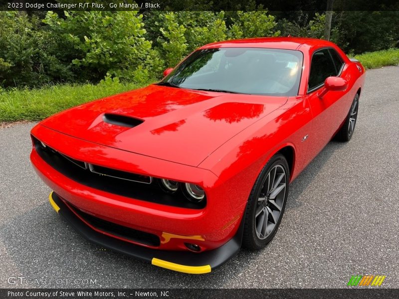 Go Mango / Black 2023 Dodge Challenger R/T Plus