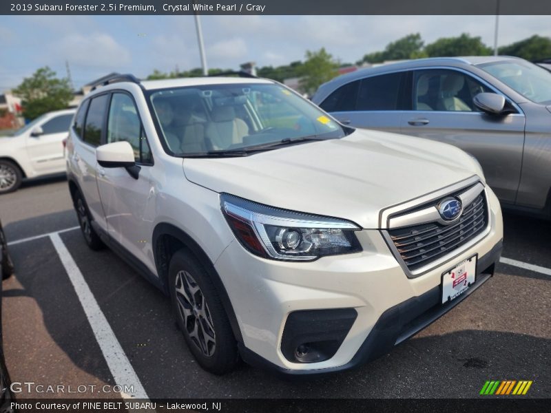 Crystal White Pearl / Gray 2019 Subaru Forester 2.5i Premium