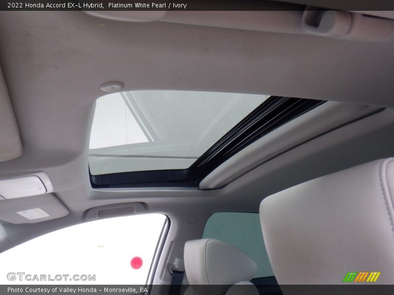 Platinum White Pearl / Ivory 2022 Honda Accord EX-L Hybrid