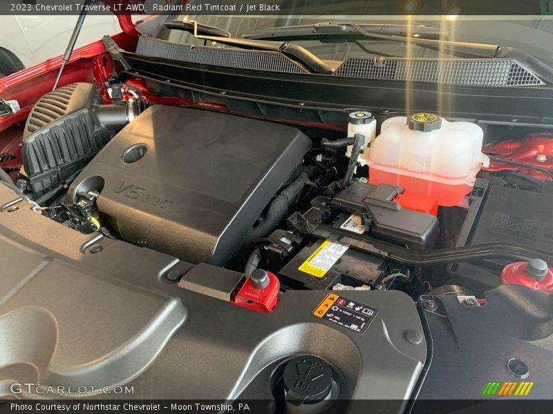 Radiant Red Tintcoat / Jet Black 2023 Chevrolet Traverse LT AWD