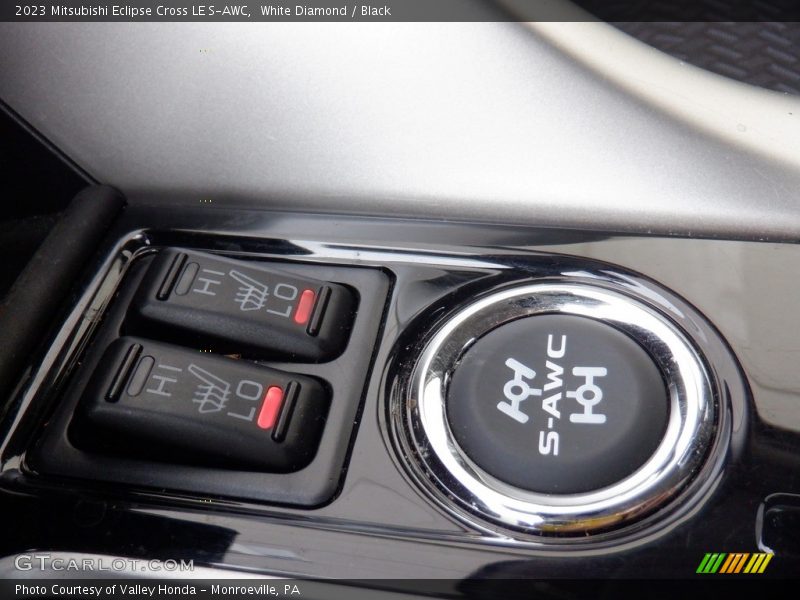 Controls of 2023 Eclipse Cross LE S-AWC