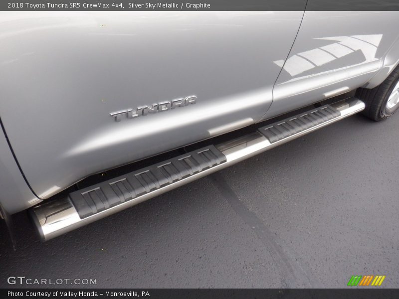 Silver Sky Metallic / Graphite 2018 Toyota Tundra SR5 CrewMax 4x4