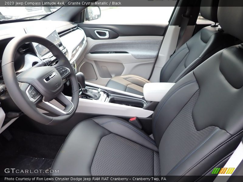 Granite Crystal Metallic / Black 2023 Jeep Compass Latitude 4x4