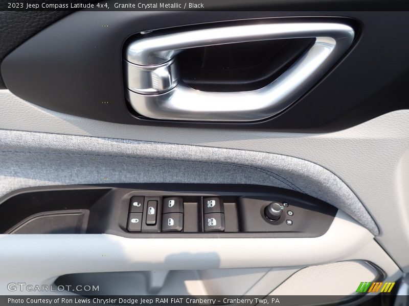Granite Crystal Metallic / Black 2023 Jeep Compass Latitude 4x4