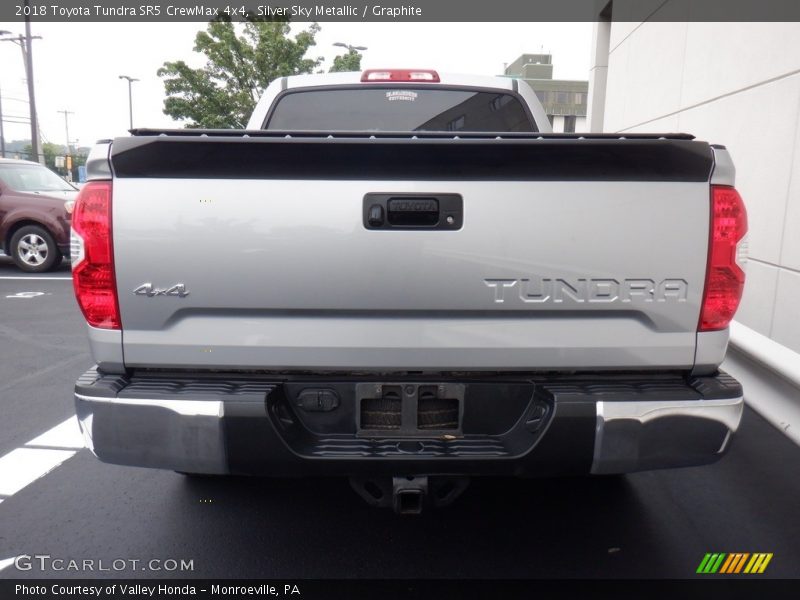 Silver Sky Metallic / Graphite 2018 Toyota Tundra SR5 CrewMax 4x4