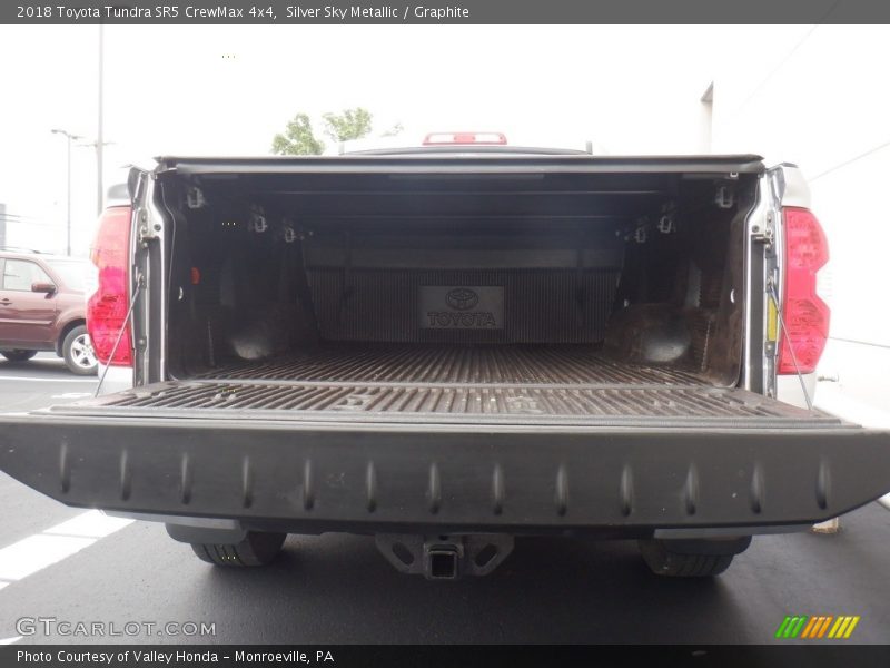 Silver Sky Metallic / Graphite 2018 Toyota Tundra SR5 CrewMax 4x4