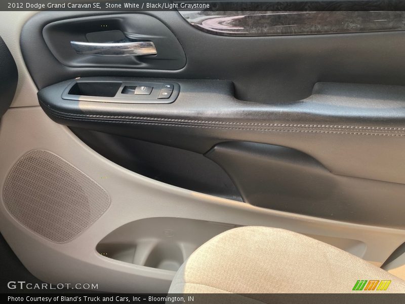 Stone White / Black/Light Graystone 2012 Dodge Grand Caravan SE