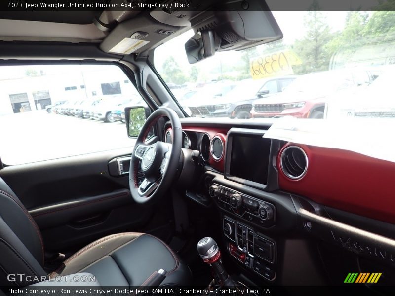 Dashboard of 2023 Wrangler Unlimited Rubicon 4x4