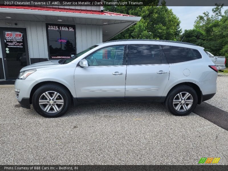 Silver Ice Metallic / Dark Titanium/Light Titanium 2017 Chevrolet Traverse LT AWD