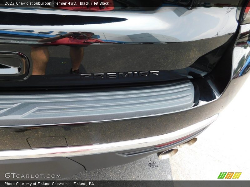 Black / Jet Black 2023 Chevrolet Suburban Premier 4WD