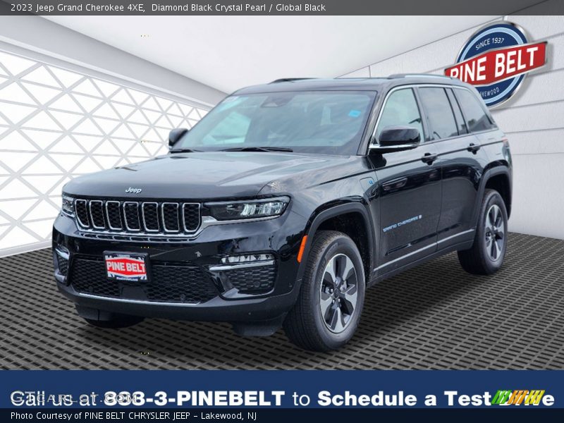 Diamond Black Crystal Pearl / Global Black 2023 Jeep Grand Cherokee 4XE