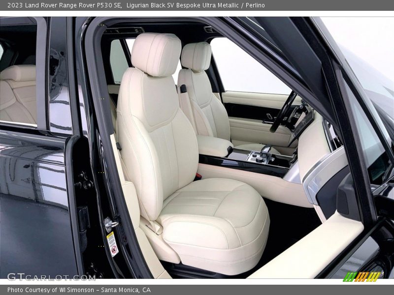  2023 Range Rover P530 SE Perlino Interior